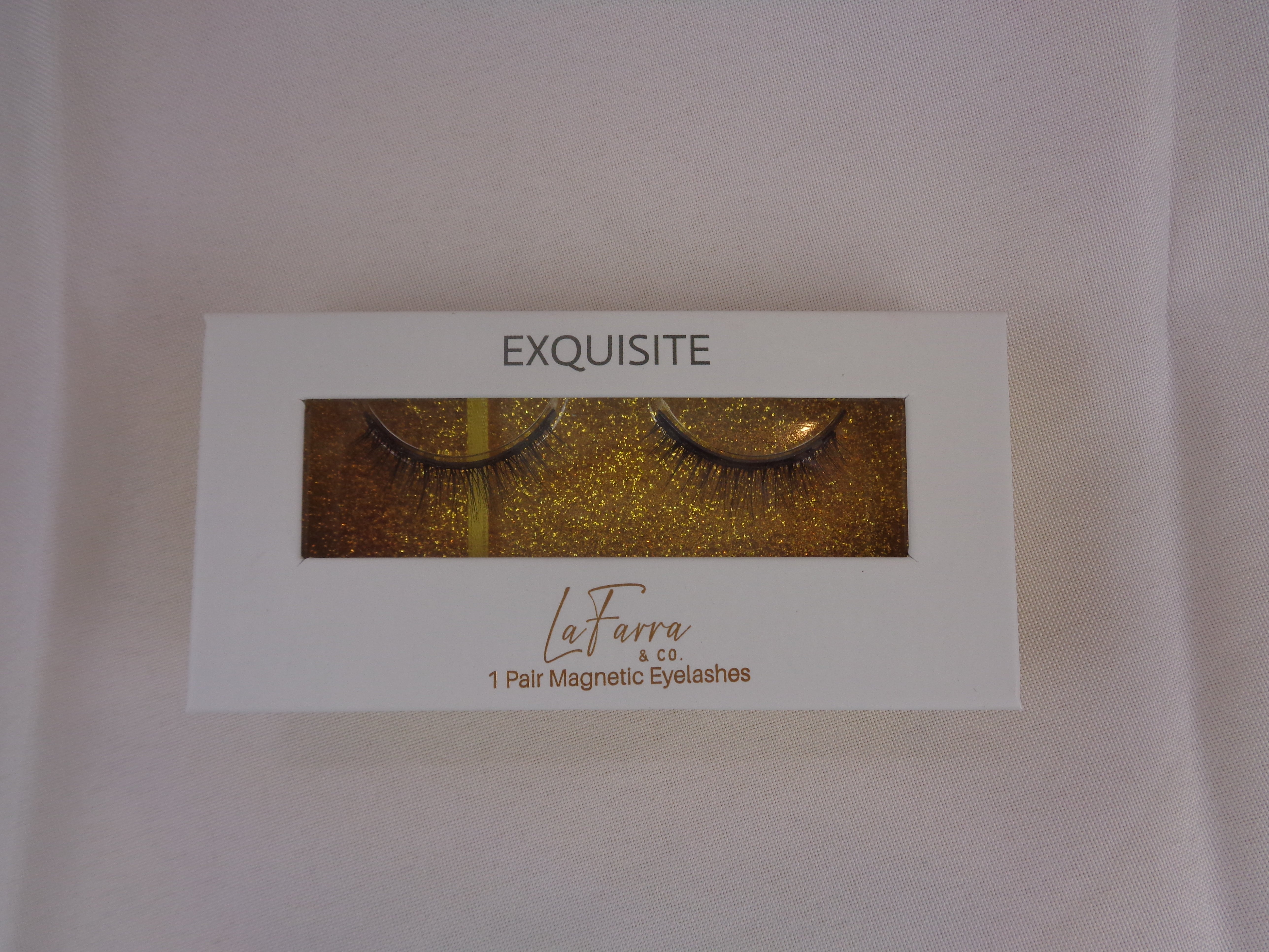 Exquisite magnetic lashes - lashes only- one time QUIZ OFFER